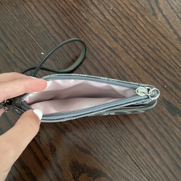 Coach mini Zip up wristlet - Picture 3 of 5